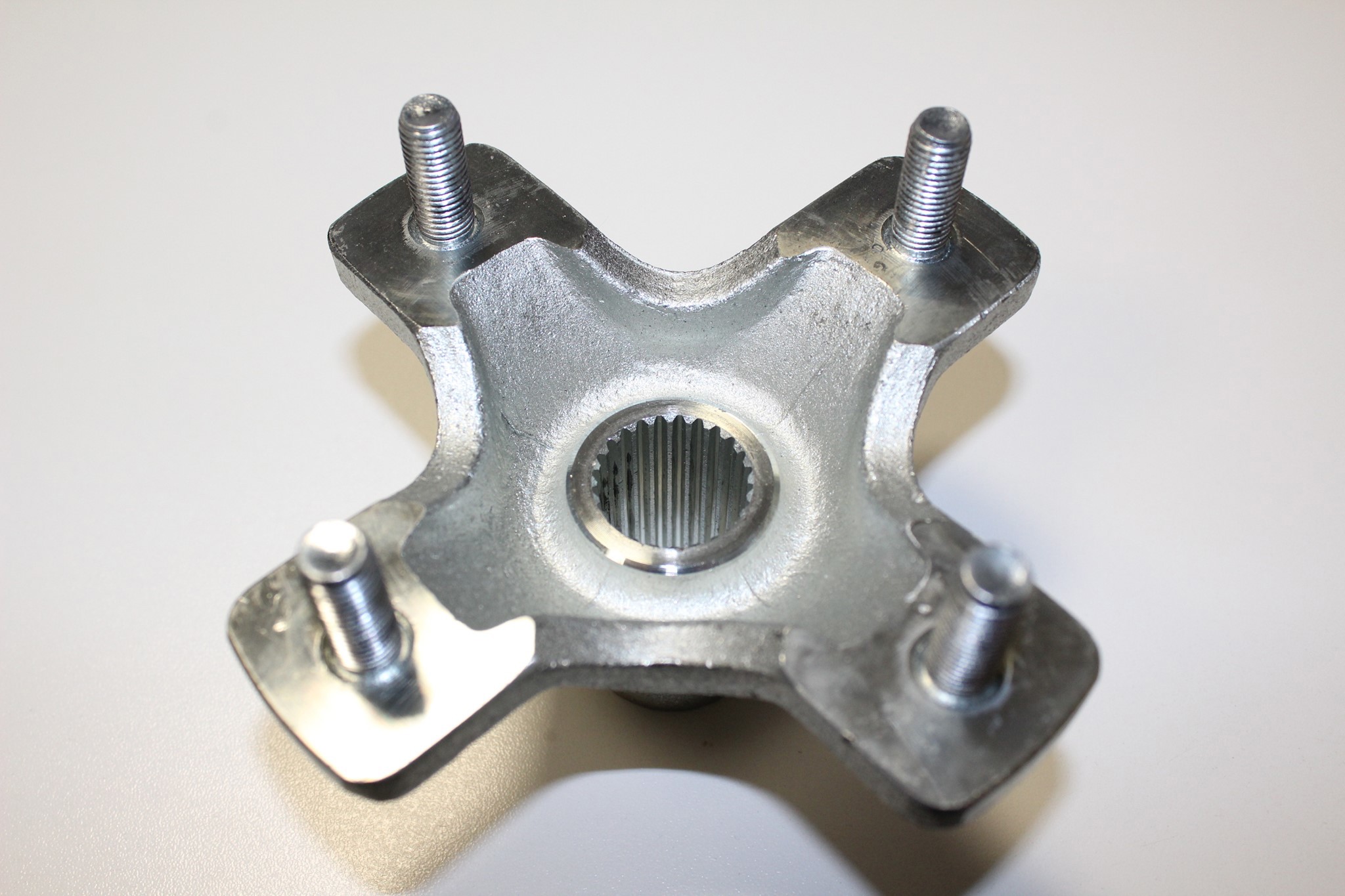Dinli 450 Sport RS Twin Bearing Alloy Axle Carrier – Quadmaxx Upgrade (QMAXC2)